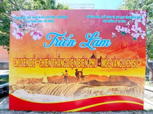 Triển lãm chuyên đề “Chiến thắng Điện Biên Phủ - Mốc vàng lịch sử”