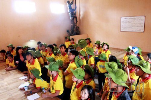 Một địa chỉ đỏ với những tình cảm tốt đẹp của khách tham quan
