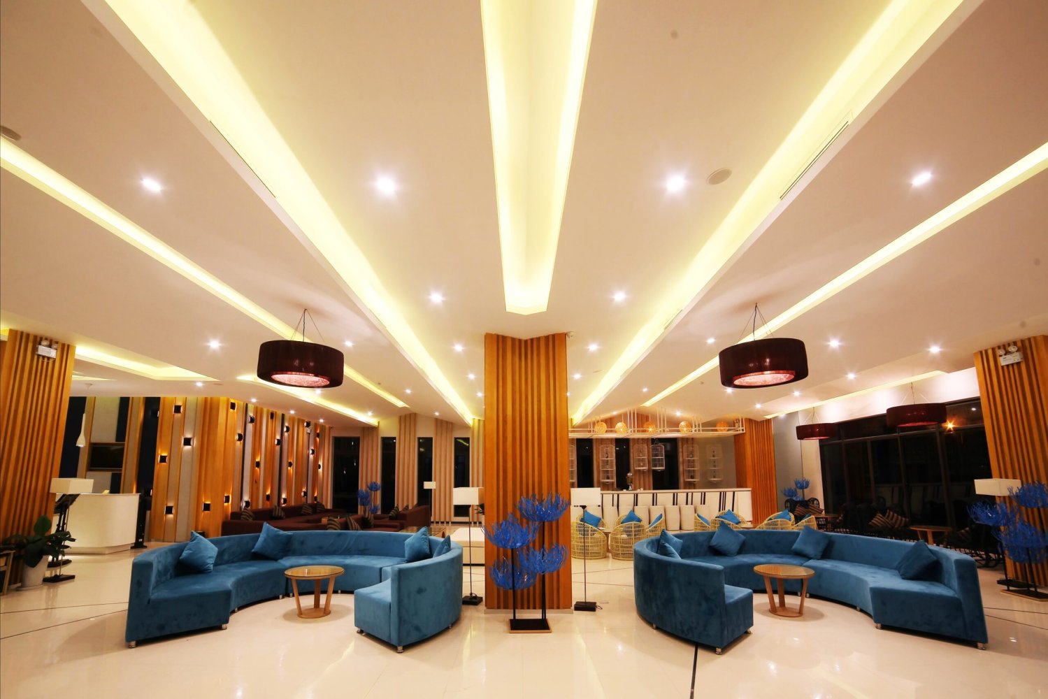 Dragon Sea Hotel thumbnail 4