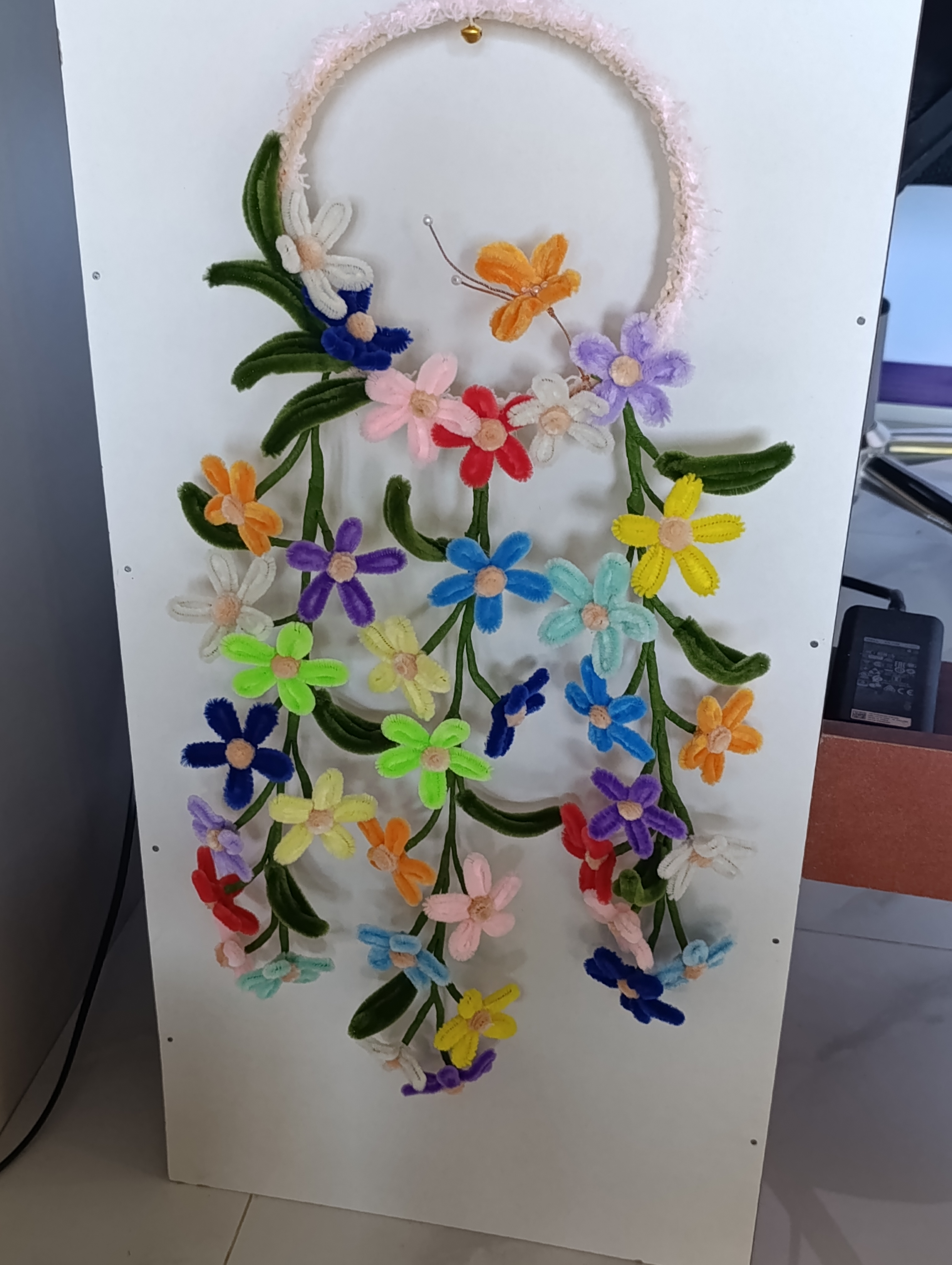 Hoa treo tường trang trí